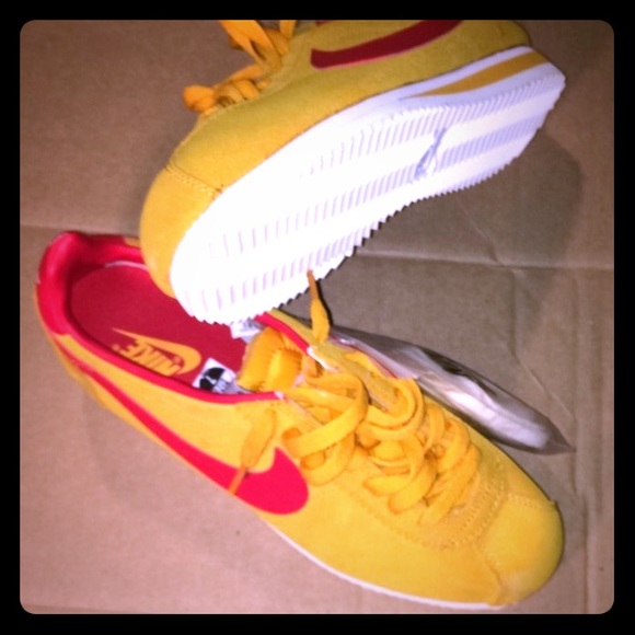 Nike Other - Nike Cortez